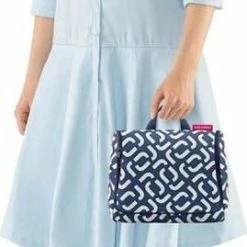 Uitgang 🛒 Reisenthel Toiletbag Toilettas Ophangen - 3L - Signature Navy Blauw 🎉 -Reisbagage-Reisaccessoires Winkel 269x840 3