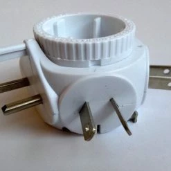 Nieuw 👍 Benson Universele Wereldstekker ⭐ -Reisbagage-Reisaccessoires Winkel 550x362