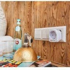 Hete verkoop 😀 SKROSS - Reisstekker/Wereldstekker - Europa Naar Engeland (UK) - Zwitserse Kwaliteit - Input Voltage 100V - 250V ⌛ -Reisbagage-Reisaccessoires Winkel 550x373