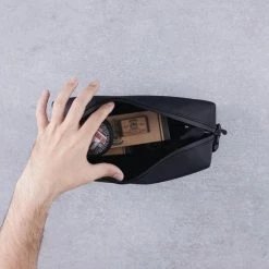 Goedkoopste ✔️ Guardenza Toilettas - Mat Zwart - Waterafstotend - Verstelbare Draaghandvat Met Gespsluiting - Wash Bag - Reis Etui ⌛ -Reisbagage-Reisaccessoires Winkel 550x550 1265