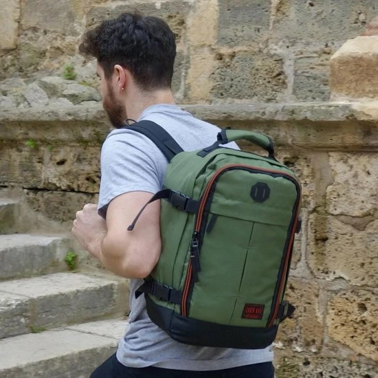 Kopen ๐ Cabin Max CabinMax Metz Reistas – ๐ Handbagage 20L – Rugzak – Schooltas - 40x25x20 Cm – Compact ๐ Backpack – Lichtgewicht – Zwart ๐คฉ 17 Kopen ๐ Cabin Max CabinMax Metz Reistas – ๐ Handbagage 20L – Rugzak – Schooltas - 40x25x20 Cm – Compact ๐ Backpack – Lichtgewicht – Zwart ๐คฉ - Afbeelding 15