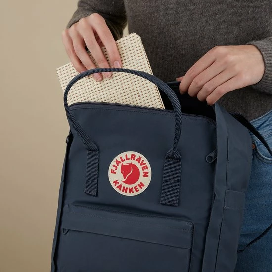 Beste deal 🎁 Fjallraven Fjällräven Kånken Unisex Rugzak - Graphite 🛒 16 Beste deal 🎁 Fjallraven Fjällräven Kånken Unisex Rugzak - Graphite 🛒 - Afbeelding 14