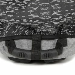 Promo โค๏ธ Eastpak - Cory - Rugzak Regencover- Zwart ๐ 17 Promo โค๏ธ Eastpak - Cory - Rugzak Regencover- Zwart ๐ -Reisbagage-Reisaccessoires Winkel 550x550 992