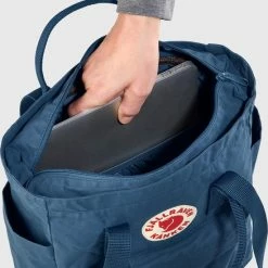 Kopen โจ Fjallraven Fjällräven Kånken Totepack Unisex Rugzak - Navy ๐ 48 Kopen โจ Fjallraven Fjällräven Kånken Totepack Unisex Rugzak - Navy ๐ -Reisbagage-Reisaccessoires Winkel 550x581 1