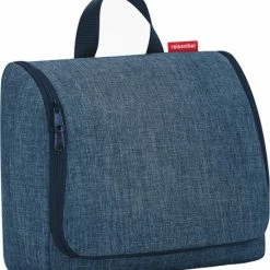 Kopen π Reisenthel Toiletbag XL Toilettas Ophangen - 4L - Twist Blue Blauw β 16 Kopen π Reisenthel Toiletbag XL Toilettas Ophangen - 4L - Twist Blue Blauw β -Reisbagage-Reisaccessoires Winkel 550x608 2