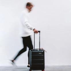 Coupon ✔️ ONYX® 👜 Handbagage Koffer 35 L - Spinner Wielen - Lichtgewicht Trolley - Dubbel TSA Slot - Handig Voorvak - 55 Cm - Zwart 👍 -Reisbagage-Reisaccessoires Winkel 550x678