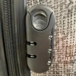 Beste deal π Leonardo π Handbagage Koffer 51x31x20 - Hardcase - Cijferslot - Reiskoffer - Lichtgewicht Koffer - Grey π 14 Beste deal π Leonardo π Handbagage Koffer 51x31x20 - Hardcase - Cijferslot - Reiskoffer - Lichtgewicht Koffer - Grey π -Reisbagage-Reisaccessoires Winkel 550x733 8