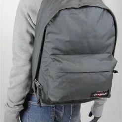 Beste Verkoop 🤩 Eastpak - Out Of Office - Rugzak - 27 Liter - Zwart ❤️ 45 Beste Verkoop 🤩 Eastpak - Out Of Office - Rugzak - 27 Liter - Zwart ❤️ -Reisbagage-Reisaccessoires Winkel 550x784 1